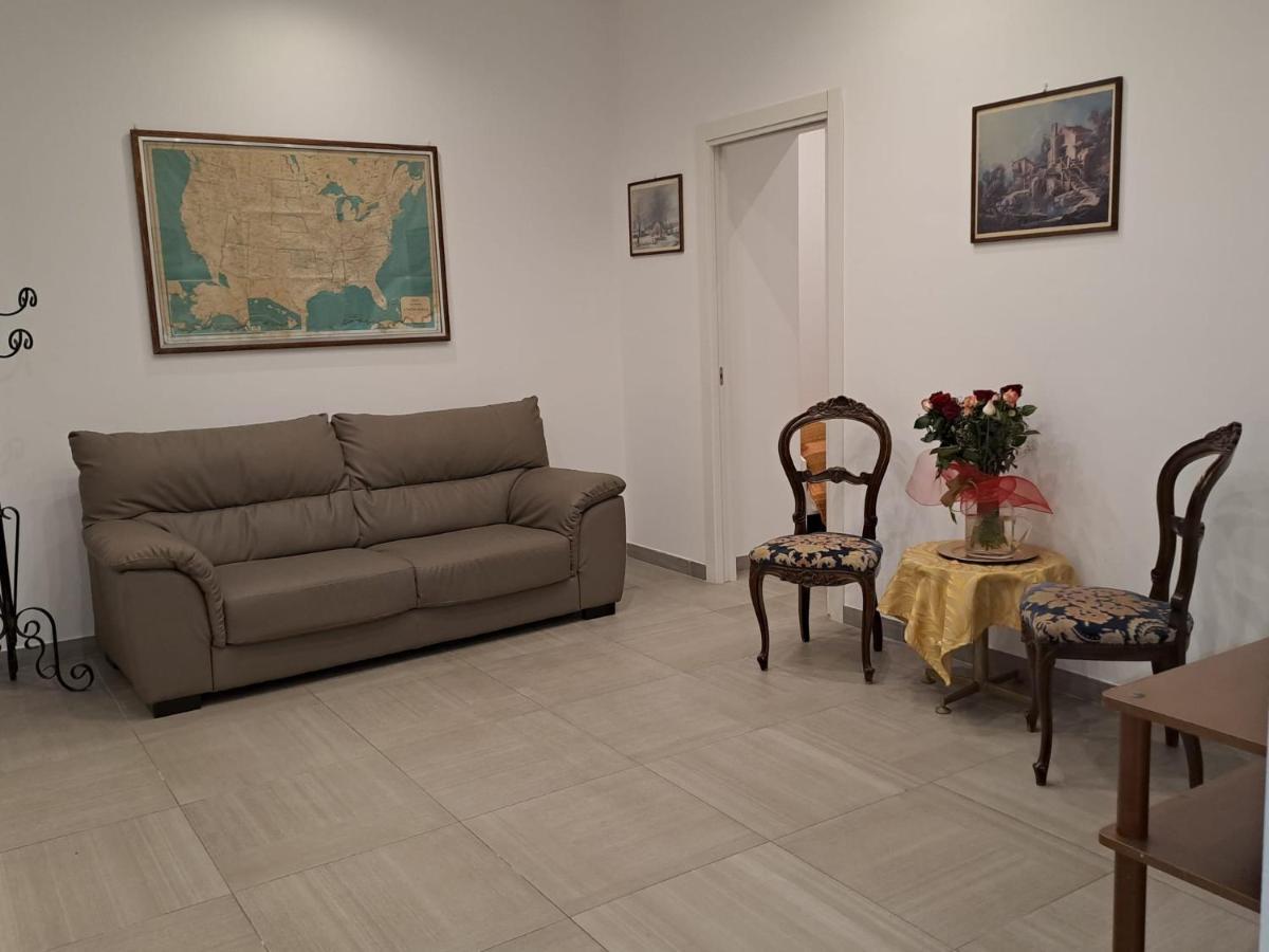 Lilibet Apartment Παλέρμο Δωμάτιο φωτογραφία